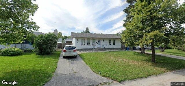 Larawan ng 50 Ashern Road sa Winnipeg, Manitoba