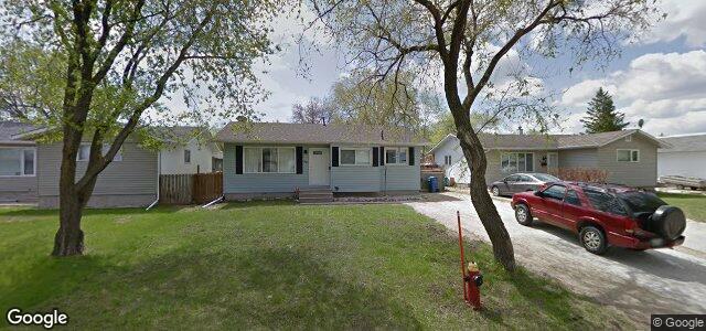 Larawan ng 50 Carberry Crescent sa Winnipeg, Manitoba