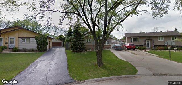 Larawan ng 50 Mackie Bay sa Winnipeg, Manitoba