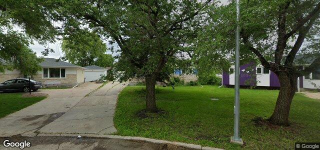 Larawan ng 51 Bissett Crescent sa Winnipeg, Manitoba