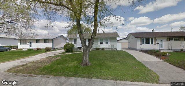 Larawan ng 53 Carberry Crescent sa Winnipeg, Manitoba