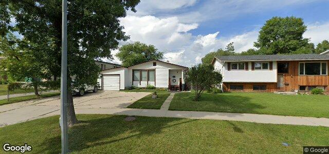 Larawan ng 53 Voyageur Avenue sa Winnipeg, Manitoba