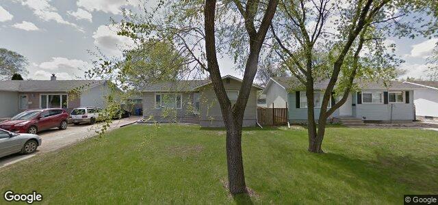 Larawan ng 54 Carberry Crescent sa Winnipeg, Manitoba