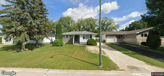Larawan ng 55 Risbey Crescent sa Winnipeg, Manitoba