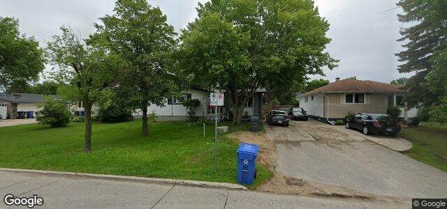 Larawan ng 6 Voyageur Avenue sa Winnipeg, Manitoba