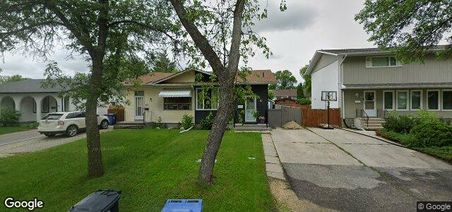 Larawan ng 61 Costello Drive sa Winnipeg, Manitoba