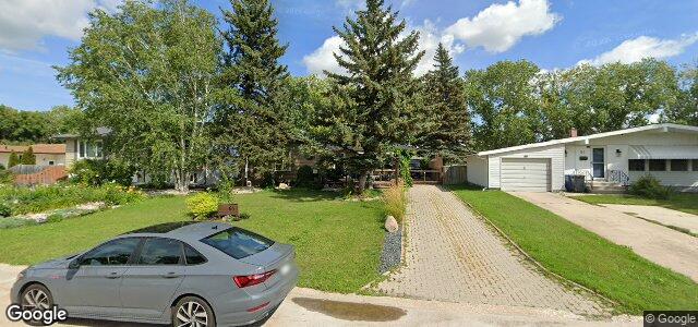 Larawan ng 63 Risbey Crescent sa Winnipeg, Manitoba