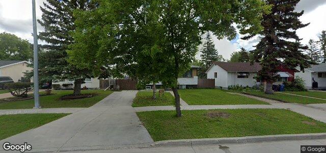 Larawan ng 639 Buchanan Boulevard sa Winnipeg, Manitoba