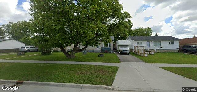 Larawan ng 651 Buchanan Boulevard sa Winnipeg, Manitoba