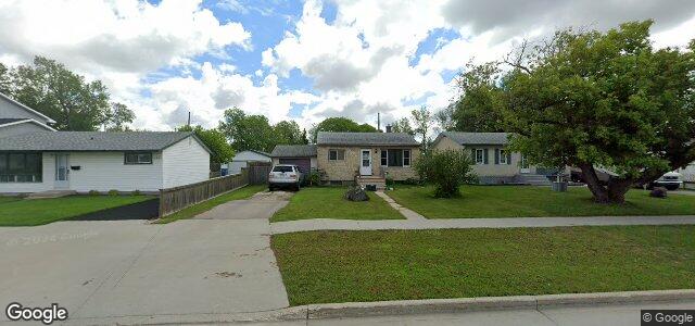 Larawan ng 655 Buchanan Boulevard sa Winnipeg, Manitoba
