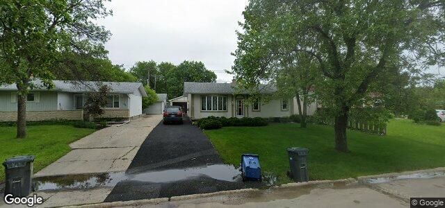 70 Costello Drive（加拿大曼尼托巴省温尼伯市）房屋照片