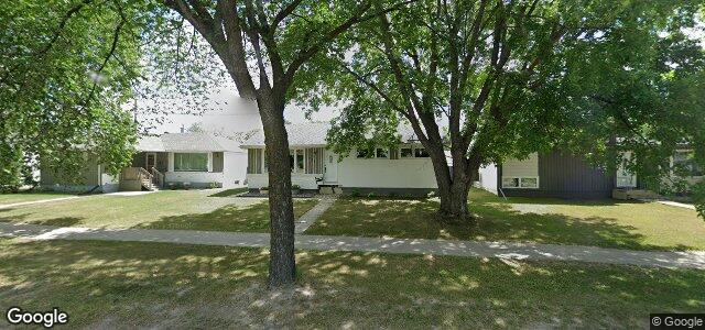Photo of 725 Cavalier Drive in Winnipeg, Manitoba