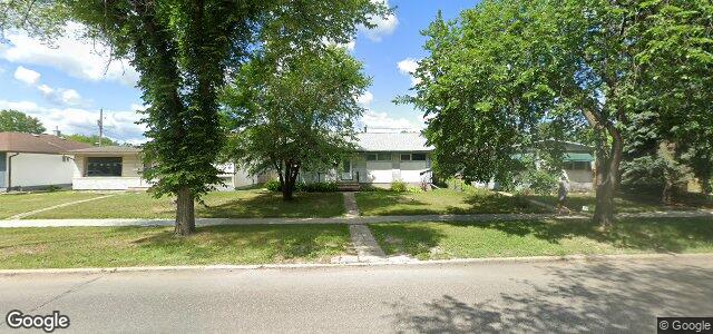 Larawan ng 736 Cavalier Drive sa Winnipeg, Manitoba
