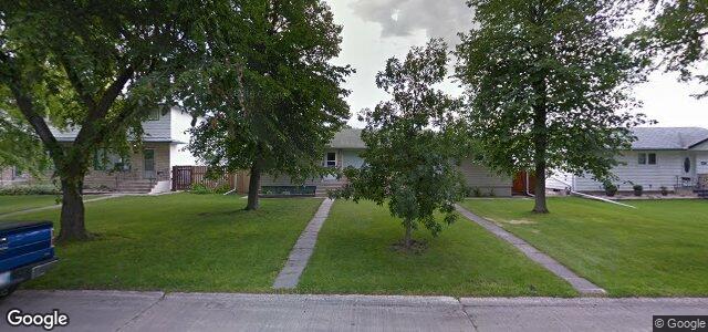 Photo of 748 Cavalier Drive in Winnipeg, Manitoba