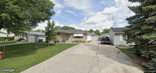 Larawan ng 77 Deloraine Drive sa Winnipeg, Manitoba