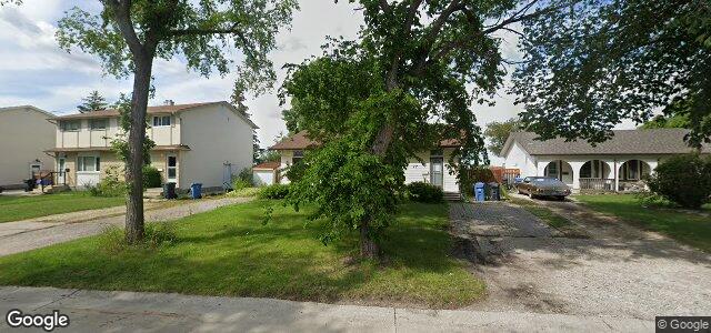 Larawan ng 77 Nemy Crescent sa Winnipeg, Manitoba