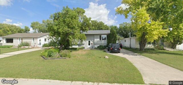 Larawan ng 79 Risbey Crescent sa Winnipeg, Manitoba