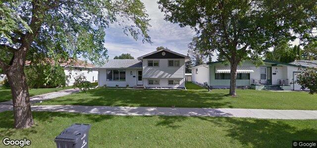 Larawan ng 79 Voyageur Avenue sa Winnipeg, Manitoba