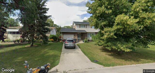Larawan ng 82 Ashern Road sa Winnipeg, Manitoba