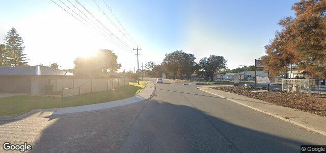 Larawan ng 87 South Lake Drive sa Winnipeg, Manitoba