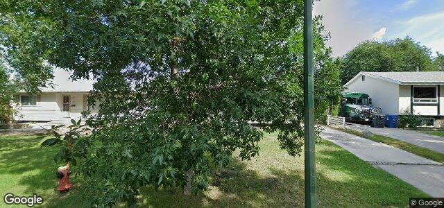 Larawan ng 90 Kay Crescent sa Winnipeg, Manitoba