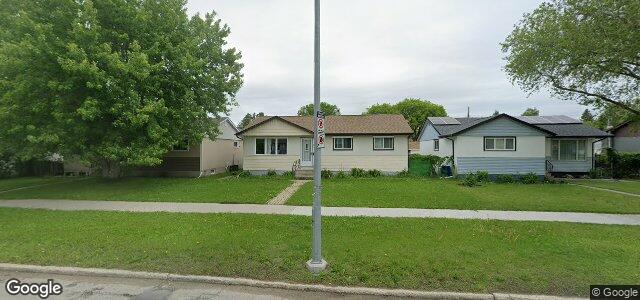 Larawan ng 925 Buchanan Boulevard sa Winnipeg, Manitoba