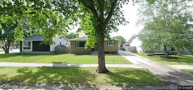 Larawan ng 93 Kay Crescent sa Winnipeg, Manitoba