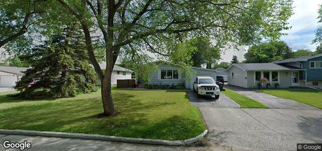 94 Voyageur Avenue（加拿大曼尼托巴省温尼伯市）房屋照片