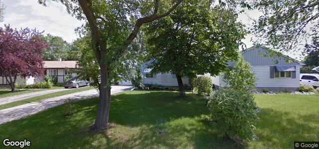 Larawan ng 981 Crestview Park Drive sa Winnipeg, Manitoba