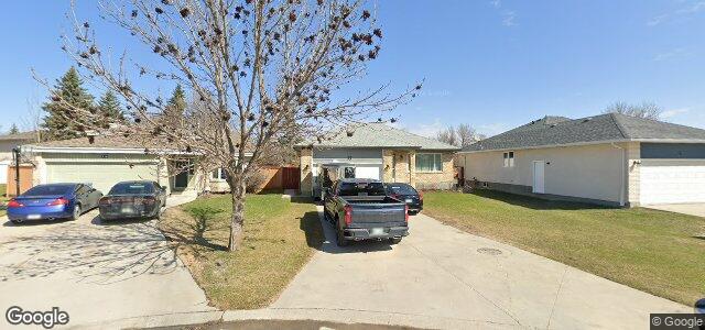 Larawan ng 10 Kevin Place sa Winnipeg, Manitoba