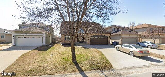 Larawan ng 100 Barlow Crescent sa Winnipeg, Manitoba
