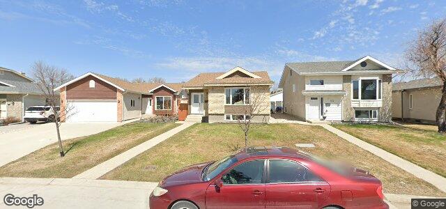 Larawan ng 100 Marinus Place sa Winnipeg, Manitoba