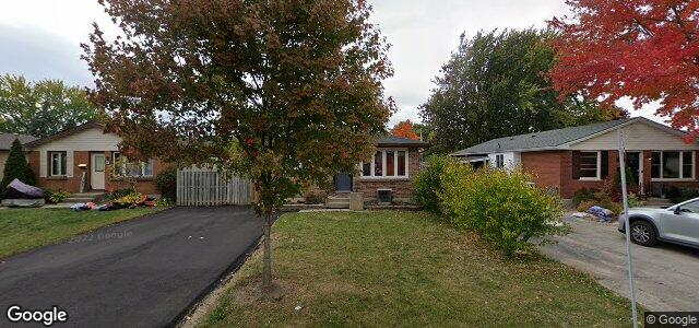 Larawan ng 107 Harding Crescent sa Winnipeg, Manitoba