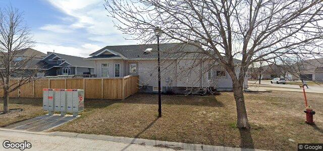 Larawan ng 110 Baisinger Drive sa Winnipeg, Manitoba