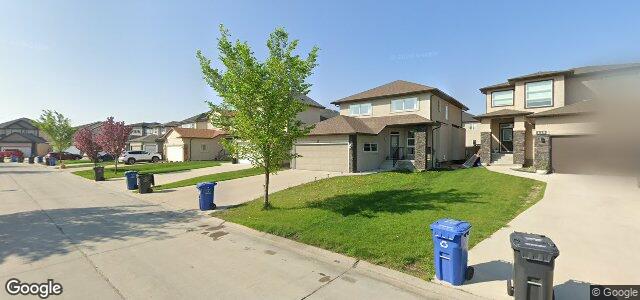 Larawan ng 111 Twickenham Circle sa Winnipeg, Manitoba