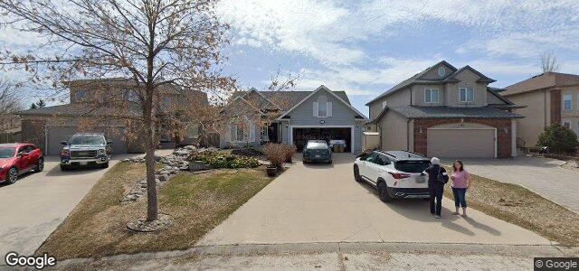 Larawan ng 111 Winterhaven Drive sa Winnipeg, Manitoba