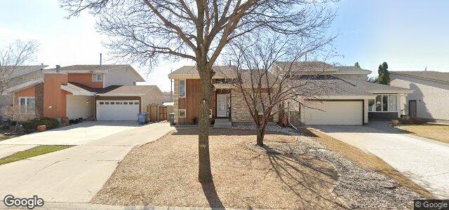 Larawan ng 116 Queensbury Bay sa Winnipeg, Manitoba