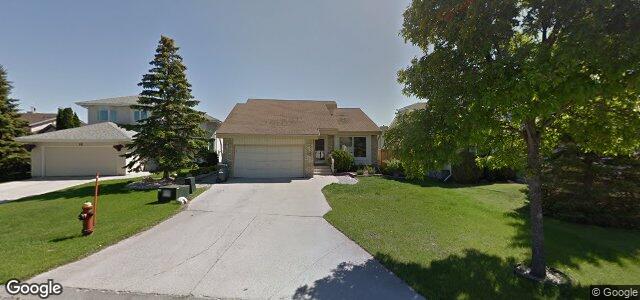 Larawan ng 12 Highcastle Crescent sa Winnipeg, Manitoba