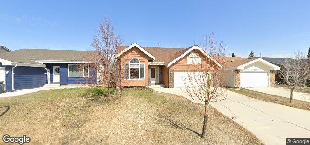 Larawan ng 131 Queensbury Bay sa Winnipeg, Manitoba