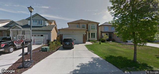 Larawan ng 131 Winterhaven Drive sa Winnipeg, Manitoba