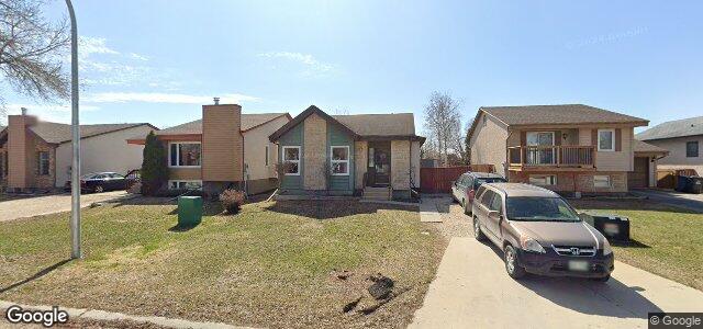 Larawan ng 135 Amersham Crescent sa Winnipeg, Manitoba