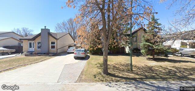 Larawan ng 135 Kennington Bay sa Winnipeg, Manitoba