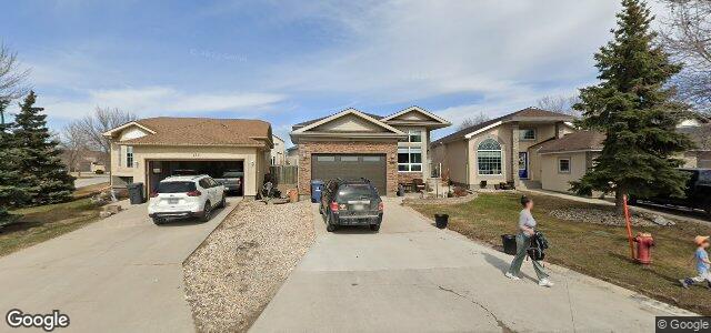 Larawan ng 138 Coombs Drive sa Winnipeg, Manitoba