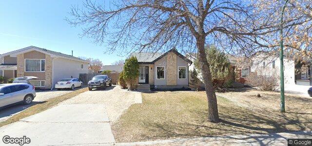 Larawan ng 147 Kennington Bay sa Winnipeg, Manitoba