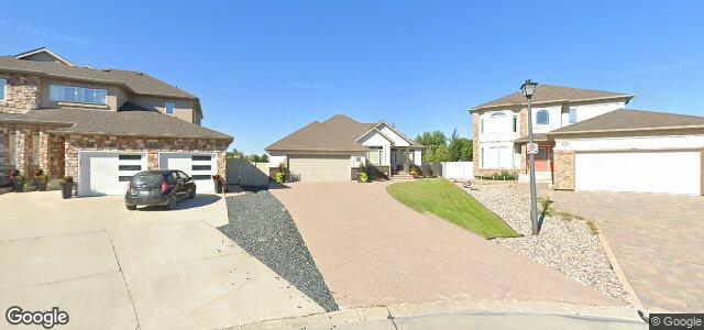 Larawan ng 15 Clapham Cove sa Winnipeg, Manitoba