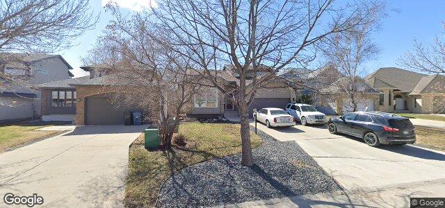 Larawan ng 15 Everingham Bay sa Winnipeg, Manitoba