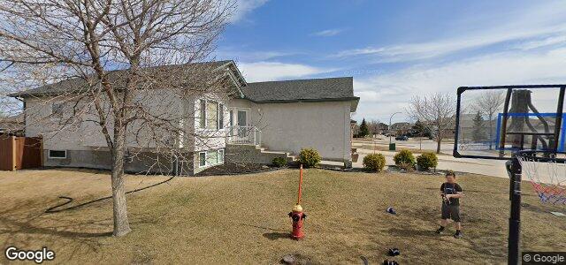 Larawan ng 15 Quantrell Bay sa Winnipeg, Manitoba