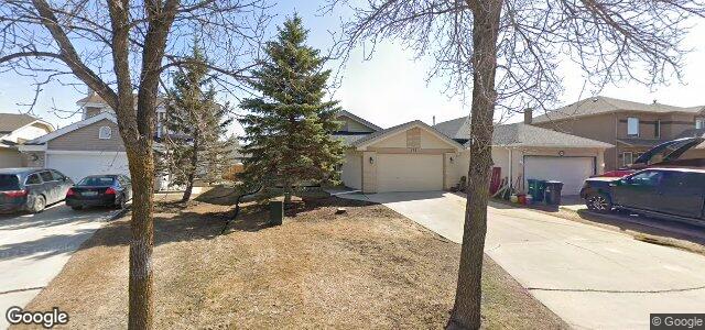 Larawan ng 172 Eastmount Drive sa Winnipeg, Manitoba