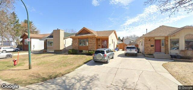 Larawan ng 18 Munn Road sa Winnipeg, Manitoba