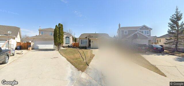 Larawan ng 180 Eastmount Drive sa Winnipeg, Manitoba